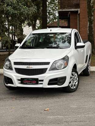 CHEVROLET-MONTANA-2013