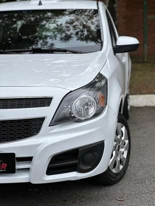 CHEVROLET-MONTANA-2013