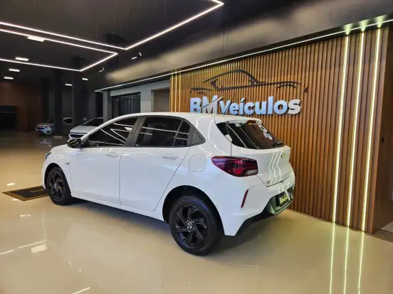 CHEVROLET-ONIX-2020