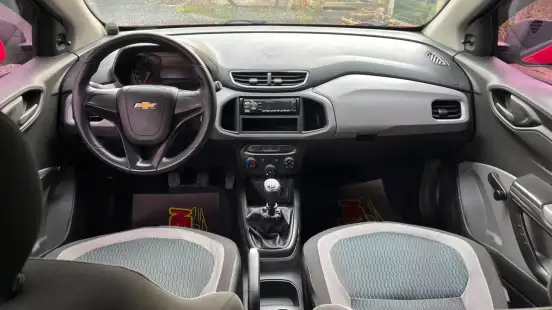 CHEVROLET-ONIX-2015