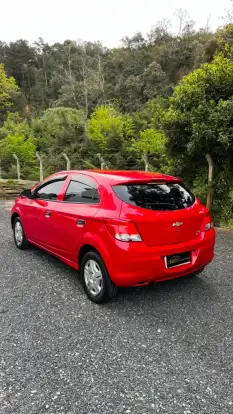 CHEVROLET-ONIX-2015