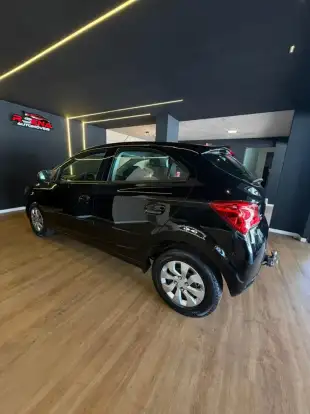 CHEVROLET-ONIX-1.0 MPFI LT 8V FLEX 4P MANUAL CHEVROLET-ONIX-2019