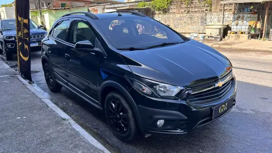 CHEVROLET ONIX 1.4 MPFI ACTIV 8V FLEX 4P AUTOMÁTICO