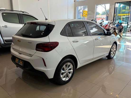 CHEVROLET-ONIX-2020