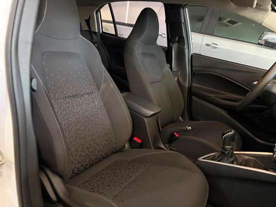 CHEVROLET-ONIX-2020