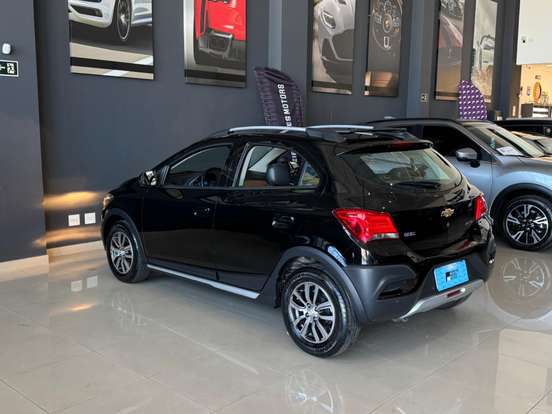 CHEVROLET-ONIX-1.4 MPFI ACTIV 8V FLEX 4P AUTOMÁTICO CHEVROLET-ONIX-2017