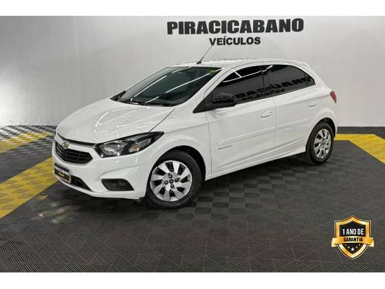 CHEVROLET ONIX 1.4 MPFI ADVANTAGE 8V FLEX 4P AUTOMÁTICO