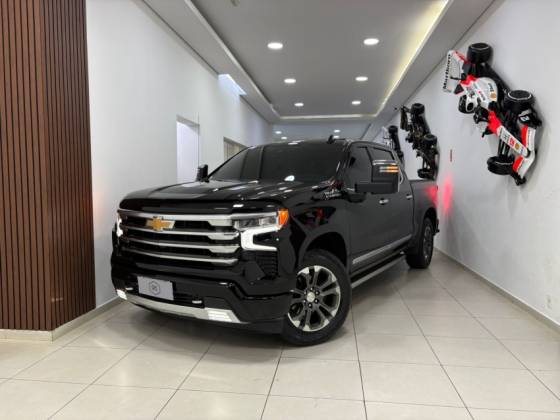 CHEVROLET SILVERADO 5.3 V8 GASOLINA 1500 HIGH COUNTRY 4X4 AUTOMÁTICO