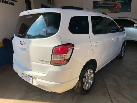 CHEVROLET-SPIN-2014