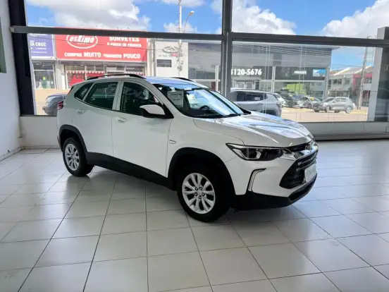 CHEVROLET-TRACKER-2022
