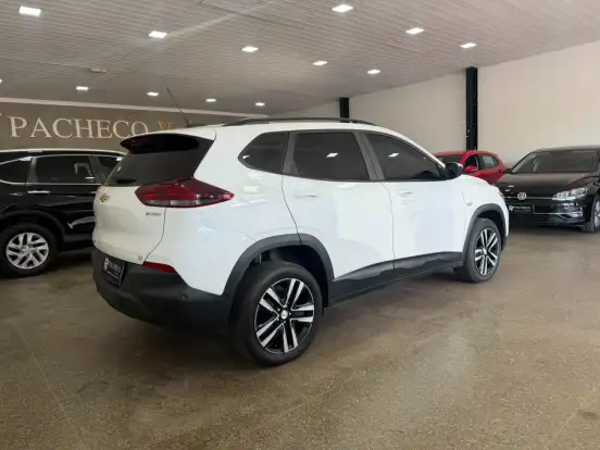 CHEVROLET-TRACKER-2023