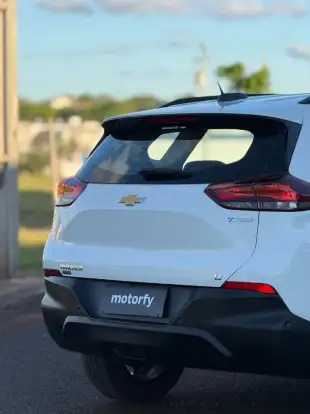 CHEVROLET-TRACKER-2022