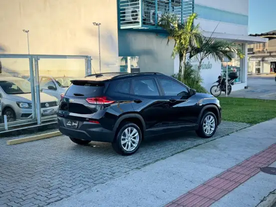 CHEVROLET-TRACKER-2021