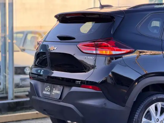 CHEVROLET-TRACKER-2021