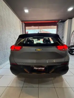 CHEVROLET-TRACKER-2025