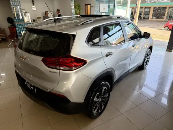 CHEVROLET-TRACKER-2022