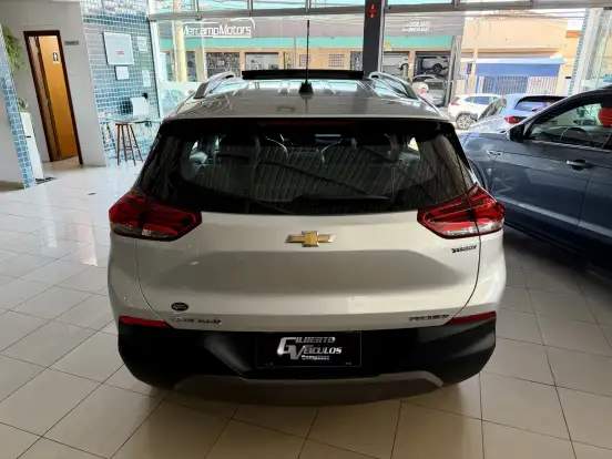 CHEVROLET-TRACKER-2022