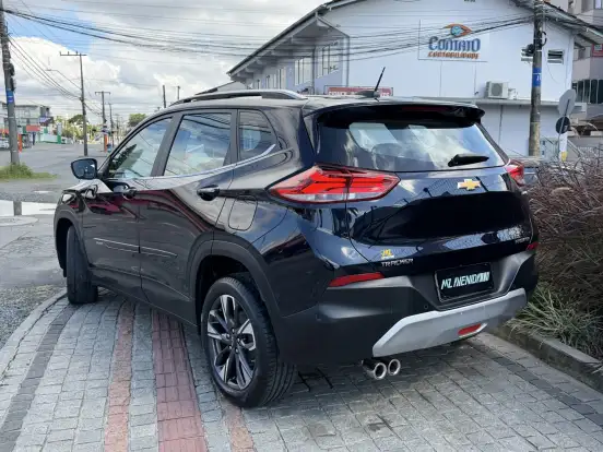 CHEVROLET-TRACKER-2022
