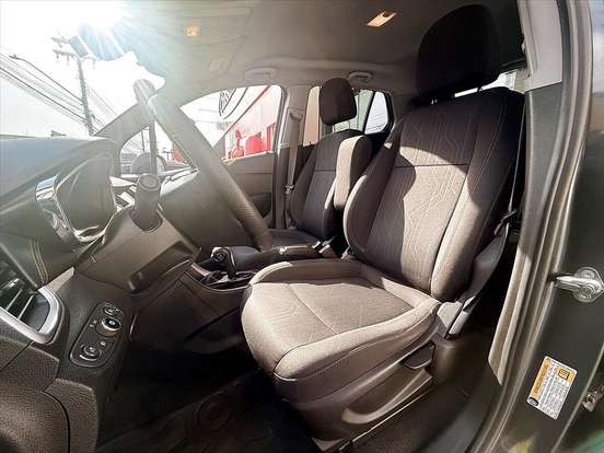 CHEVROLET-TRACKER-2019