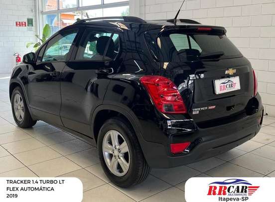 CHEVROLET-TRACKER-2019