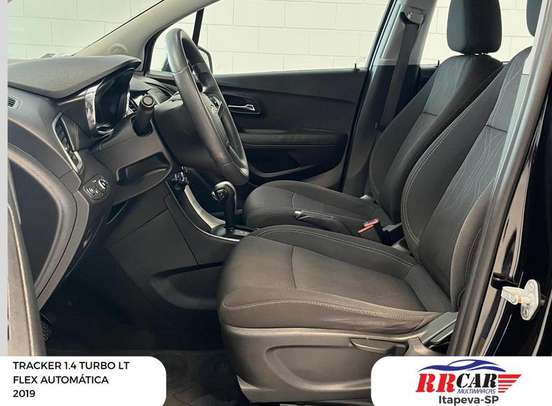 CHEVROLET-TRACKER-2019