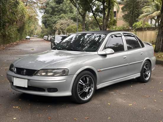 CHEVROLET-VECTRA-2000