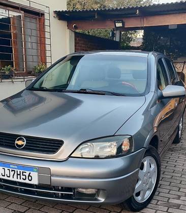 CHEVROLET ASTRA 2.0 SFI GLS 500 ANOS SEDAN 16V GASOLINA 4P MANUAL