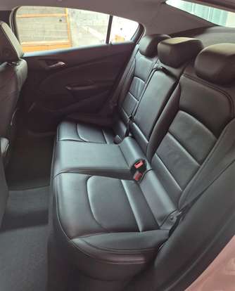 CHEVROLET-CRUZE-2017