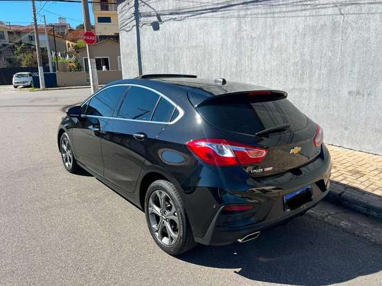 CHEVROLET-CRUZE-2019