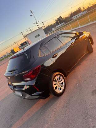 CHEVROLET-ONIX-2019