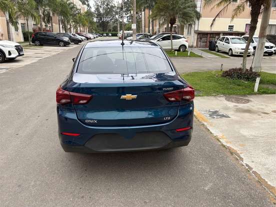 CHEVROLET-ONIX-2021