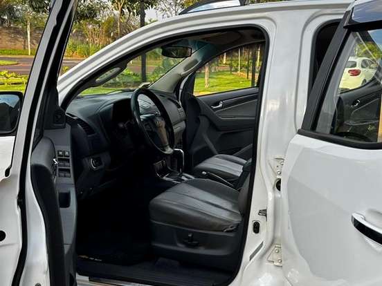 CHEVROLET-S10-2.8 LTZ 4X4 CD 16V TURBO DIESEL 4P AUTOMÁTICO CHEVROLET-S10-2014