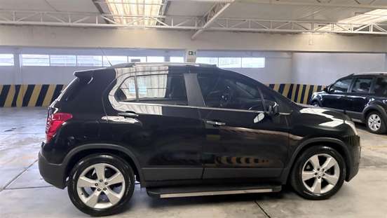 CHEVROLET-TRACKER-2014