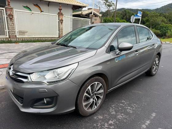 CITROËN C4 LOUNGE 1.6 THP FLEX EXCLUSIVE BVA