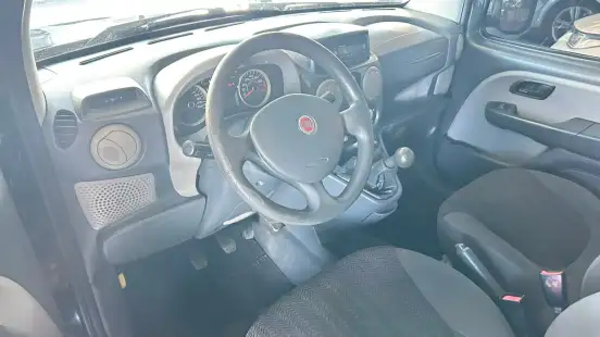 FIAT-DOBLÒ-2011