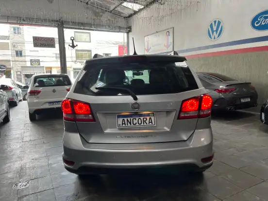 FIAT-FREEMONT-2.4 PRECISION 16V GASOLINA 4P AUTOMÁTICO FIAT-FREEMONT-2012