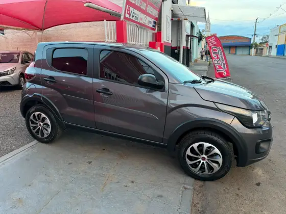 FIAT MOBI 1.0 EVO FLEX LIKE. MANUAL