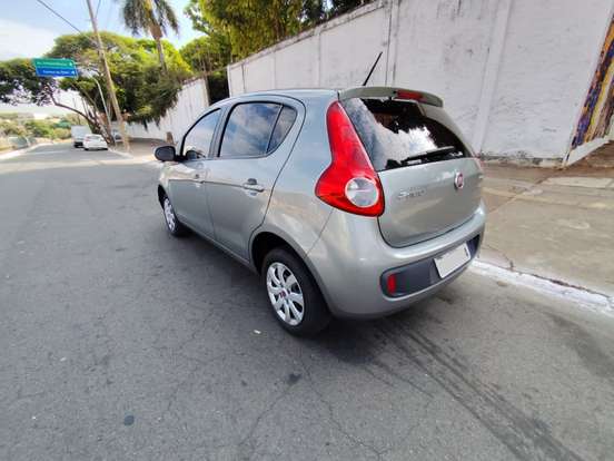 FIAT-PALIO-2016