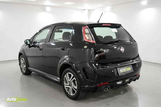 FIAT-PUNTO-2015