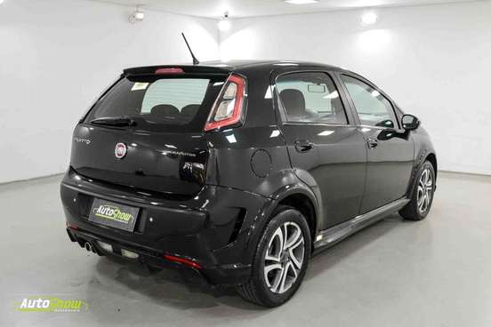 FIAT-PUNTO-2015