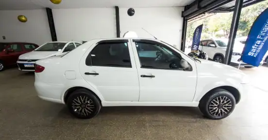FIAT-SIENA-2013