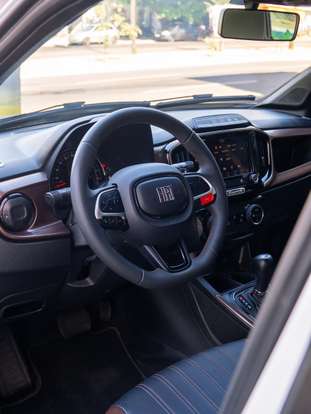 FIAT-STRADA-2023