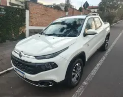 FIAT TORO 2.0 16V TURBO DIESEL FREEDOM 4WD AT9 FIAT TORO 2.0 16V TURBO DIESEL FREEDOM 4WD AT9