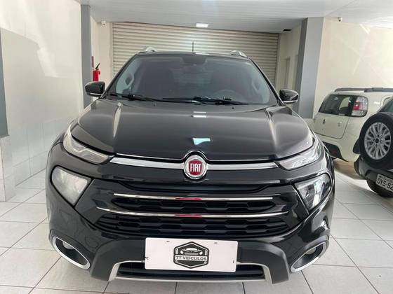 FIAT TORO 2.0 16V TURBO DIESEL VOLCANO 4WD AT9