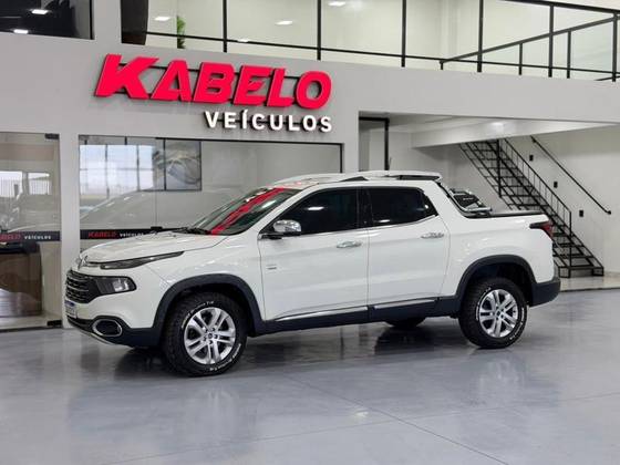 FIAT TORO 2.0 16V TURBO DIESEL VOLCANO 4WD AT9