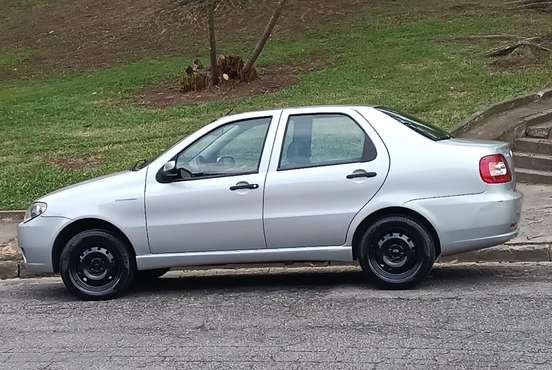 FIAT-SIENA-2010