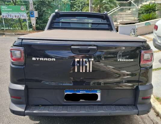 FIAT-STRADA-2021