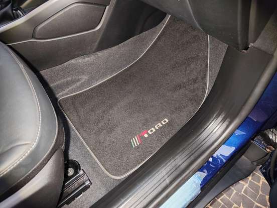 FIAT-TORO-1.3 TURBO 270 FLEX VOLCANO AT6 FIAT-TORO-2023