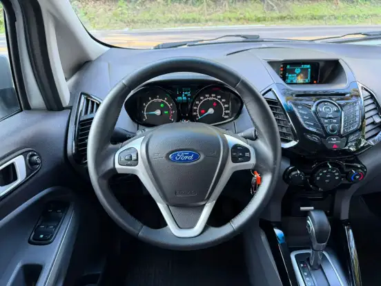 FORD-ECOSPORT-2016