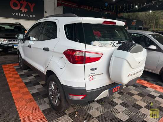 FORD-ECOSPORT-2017